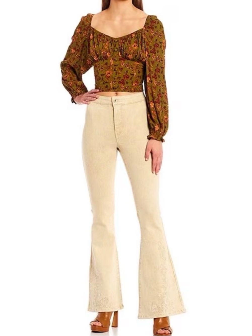 NWT CHELSEA & VIOLET tan cream embroidered flare jean 25 0
